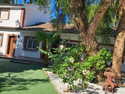 Villa de Lujo en Los Monteros (Orihuela), Alicante