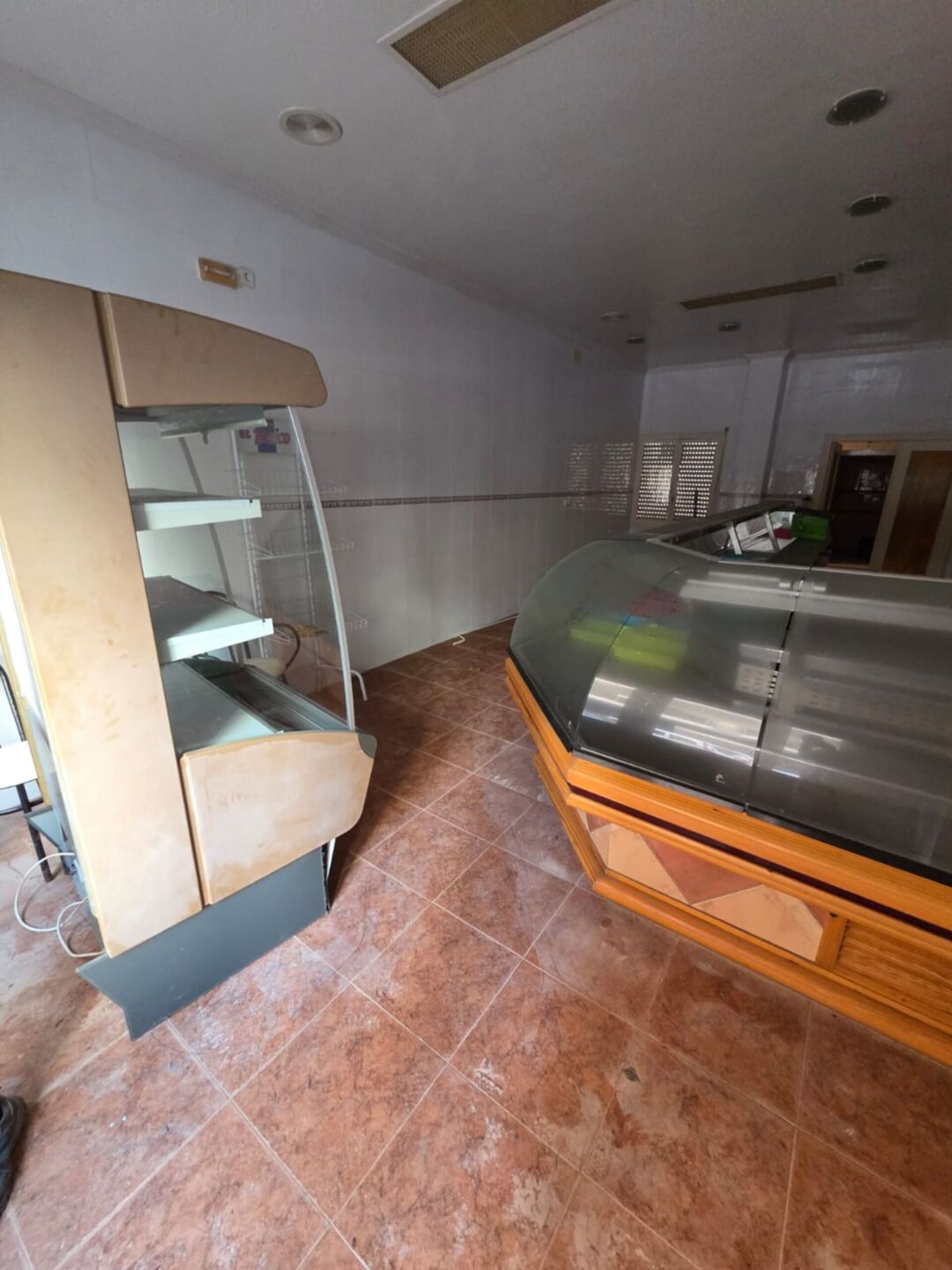 STP462: Local comercial en venta en Torrevieja, Alicante STP462: Local comercial en venta en Torrevieja, Alicante