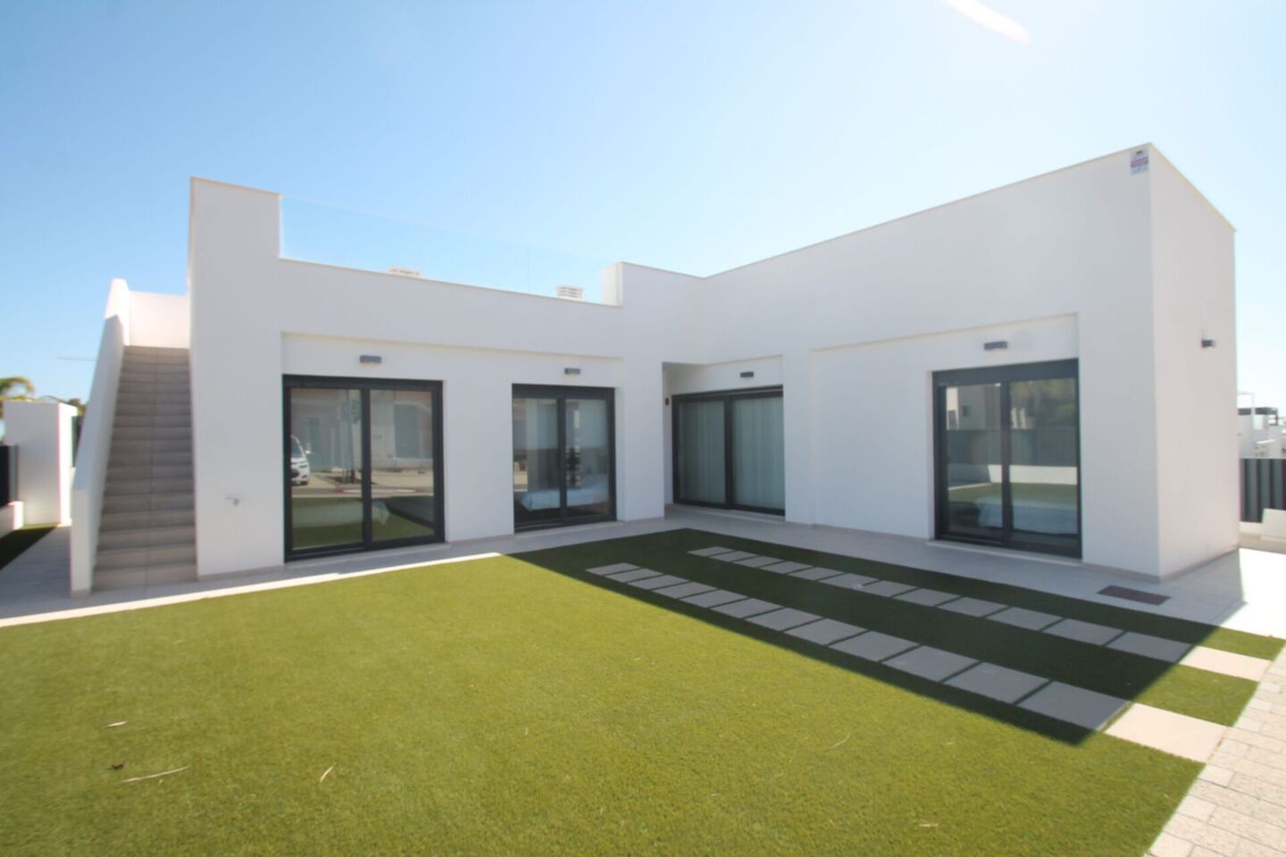 STP472: Villa de Lujo en venta en Pilar De La Horadada, Alicante STP472: Villa de Lujo en venta en Pilar De La Horadada, Alicante